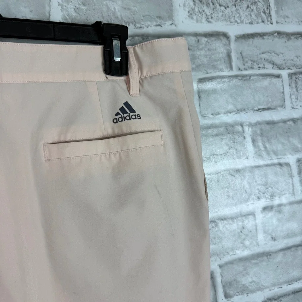 Adidas Ultimate365 Mens Golf Shorts Peach Pink Size 34 Performance Stretchy